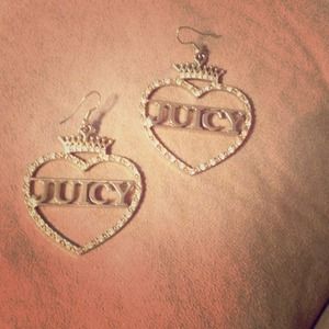 Juicy heart shape earrings