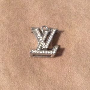 Louis Vuitton necklace pendant