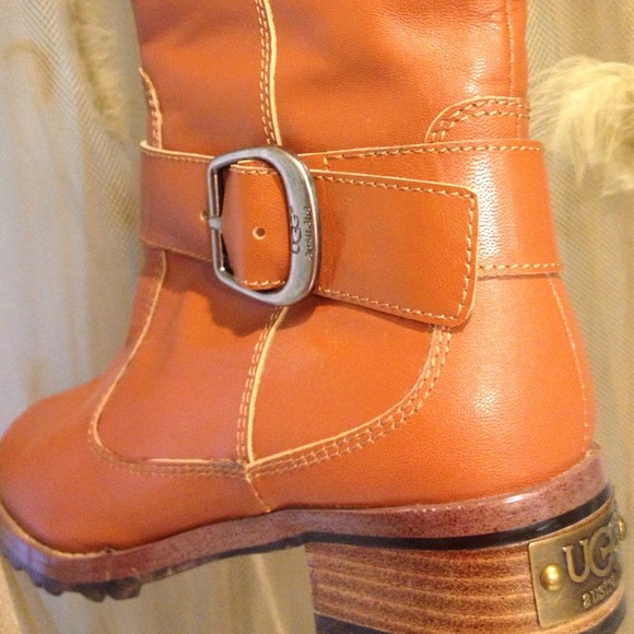 Uggs boots! worn 2x's - Excellent cond. - Picture 2 of 4
