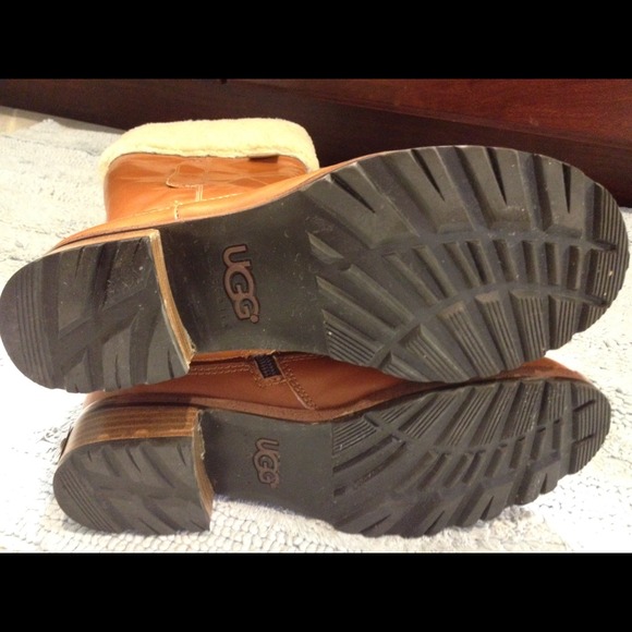 Uggs boots! worn 2x's - Excellent cond. - Picture 3 of 4