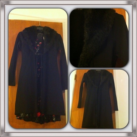 💢REDUCED💢Dressy Tie Jacket With Faux Fur Collar