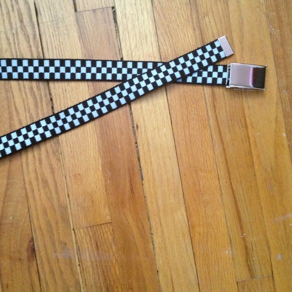 Checkered belt. - Picture 4 of 4