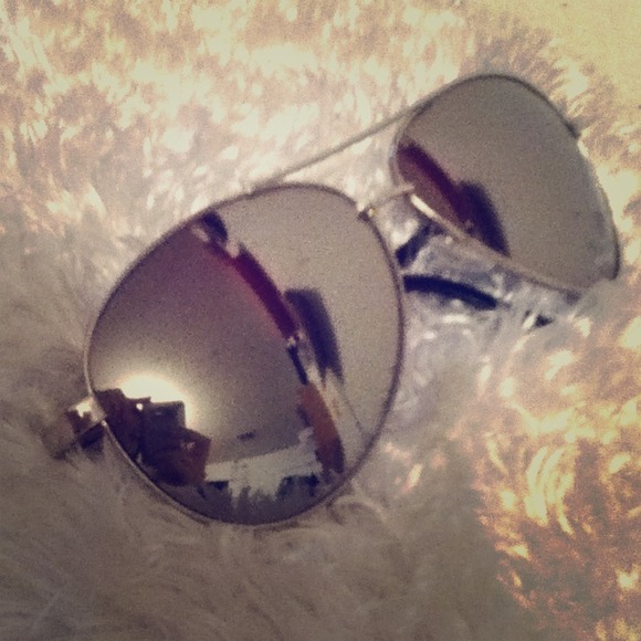 Mirrored Silver Stunner Shades