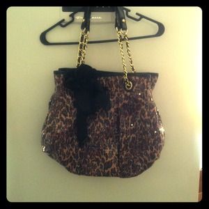 SOLD✂reduced✂NWOT tag Betsey Johnson shoulder bag