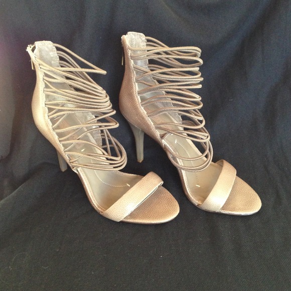 Gorgeous BCBGMaxAzria pump sandals - Size 9.5 NEW