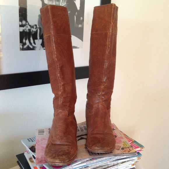 SOLD Brown leather riding boots Urban Outfitters