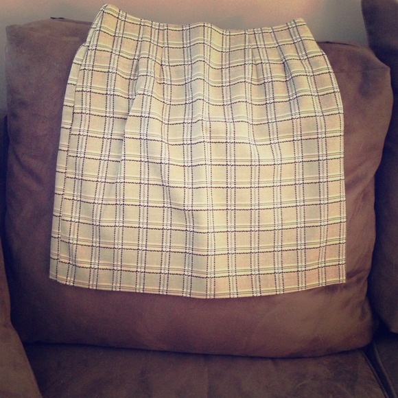 Plaid, pencil skirt - Picture 1 of 2