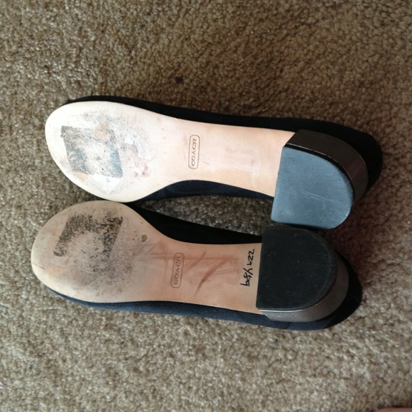 ❤️SOLD❤️ Coach Shoes - Picture 2 of 4