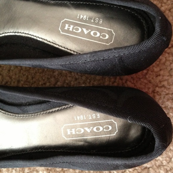 ❤️SOLD❤️ Coach Shoes - Picture 3 of 4