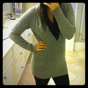 New hooded sweater top