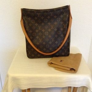 SOLD to @gie2009 Guarantied Authentic LV looping