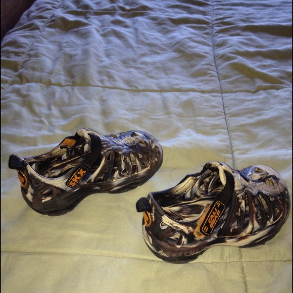 Schechers toddler sandals