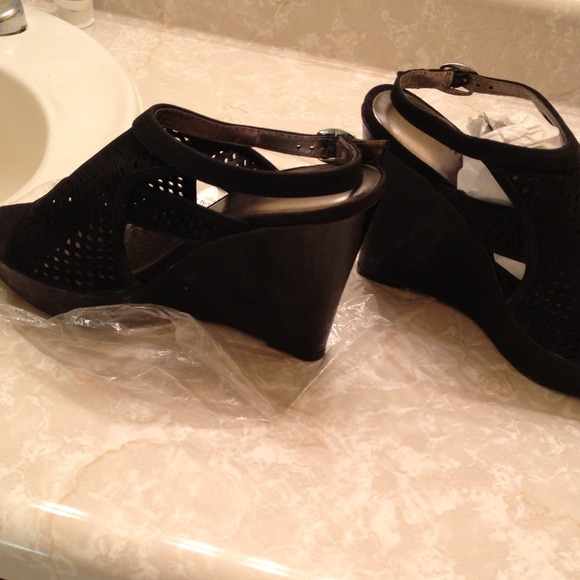 Brand New Super Cute Wedge Sandals!!