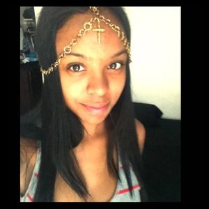 🚫Reserve  Vintage Gold Cross Head Piece