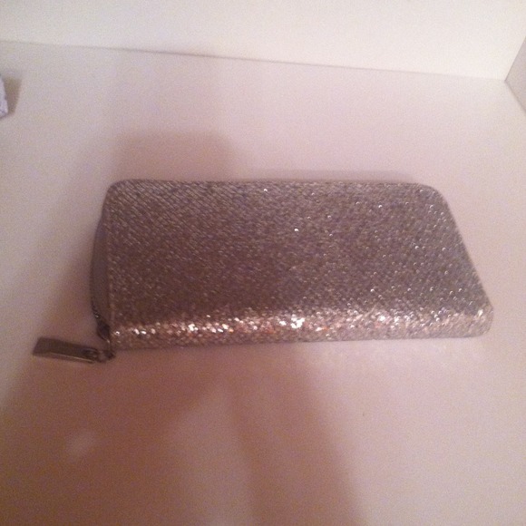 Silver glitter zip up wallet