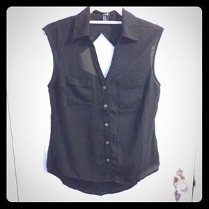 H&M Sheer black sleeveless button up