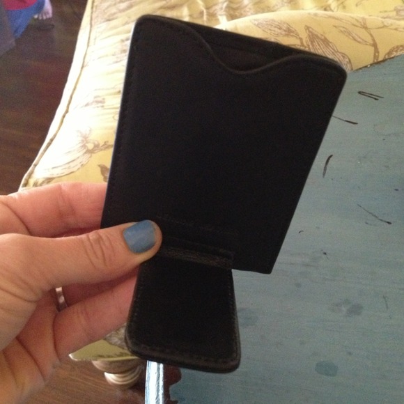 SOLD - Picture 3 of 4