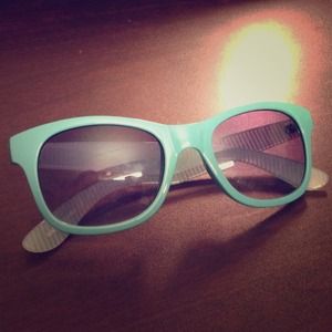 🎀SOLD🎀Cute Sunglasses