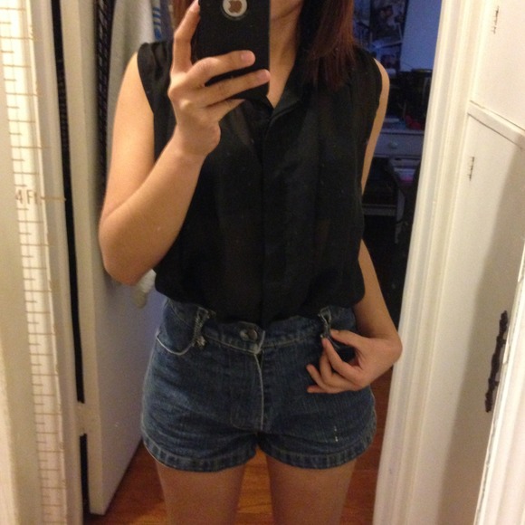 Black sheer top - Picture 4 of 4