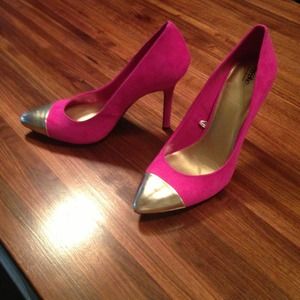 Bundle w pink + the orange pump, sandal, + sweater