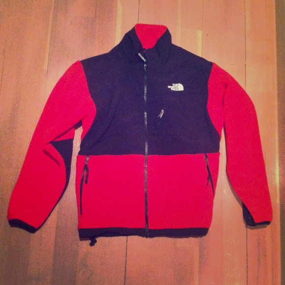Red & Black North Face Fleece!