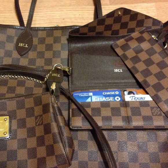 My LVs:Neverfull GM, Eva, Delightful PM, Josephine - Picture 2 of 4