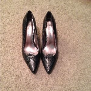 Rampage. Snakeskin pointed heels