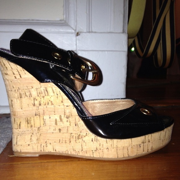 Black corkscrew wedges with gold detailing
