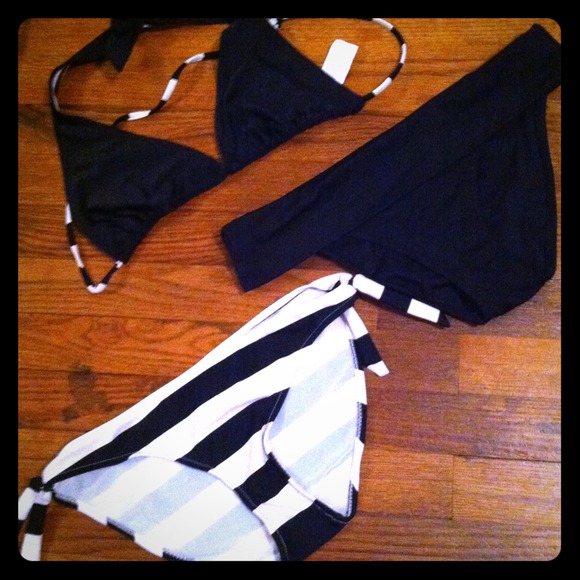 👙Size medium 3 peace bikini!