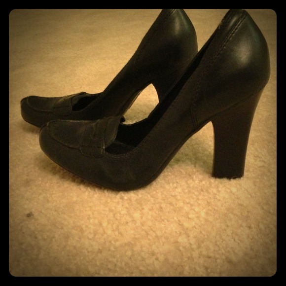 Additional 50% OFF!!! BCBG, chunky heel loafers
