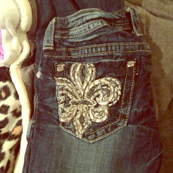 Miss Me jeans! Size 26. No trades
