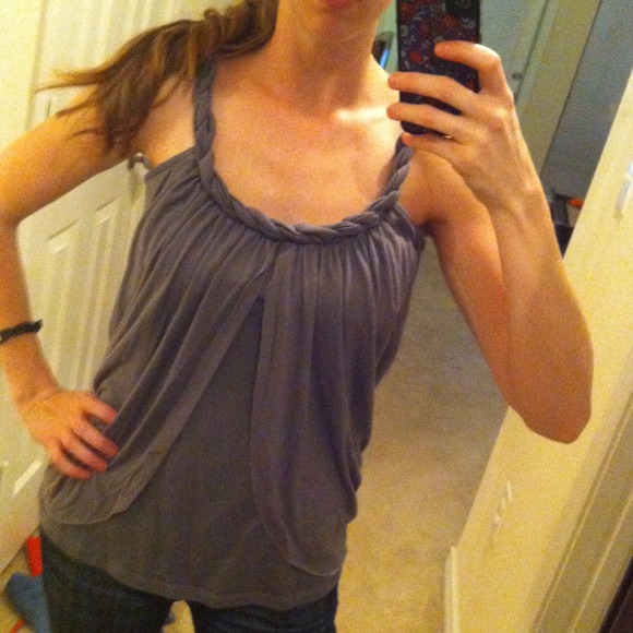 Gray top