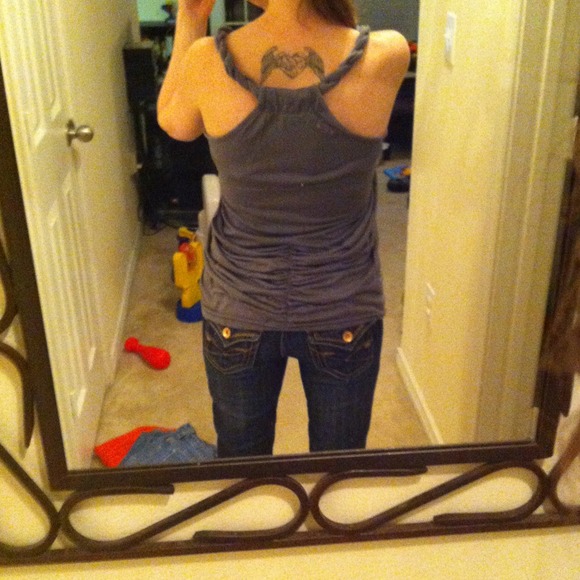 Gray top - Picture 2 of 2