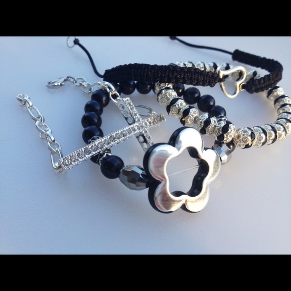 NWOT Black custom handmade bracelet set - Picture 3 of 4