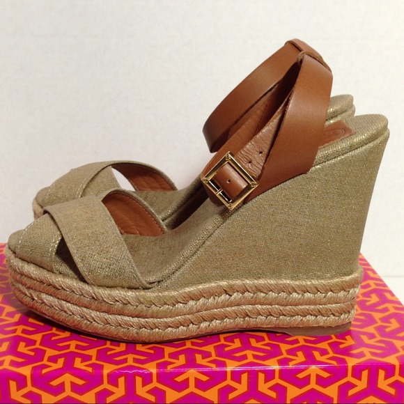 ❌BUNDLED❌Tory Burch Fabian Wedges - NIB! - Picture 3 of 4