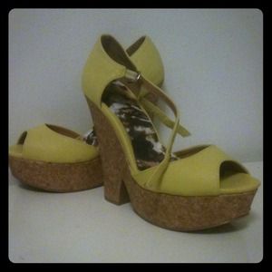 Yellow Retro Wedges Size 8! SEXY