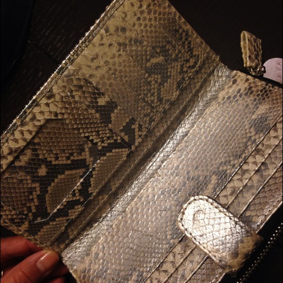 Snake skin wallet in silver :) - Picture 2 of 2