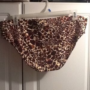 Leopard print! Swimming bottoms