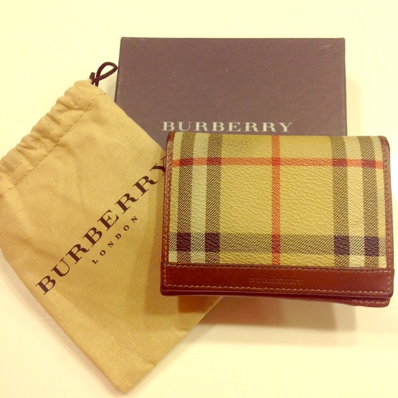 *SOLD* Burberry wallet