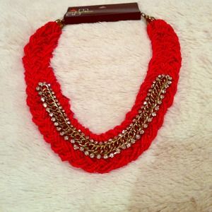 Coral colored necklace !