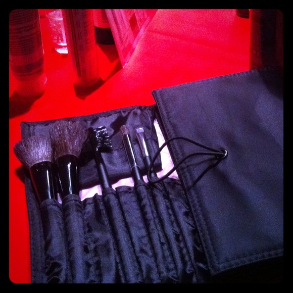 Mary Kay Brush Set