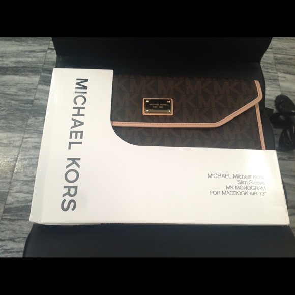 MK Slim 15" Macbook Air Sleeve, Brown MK Monogram