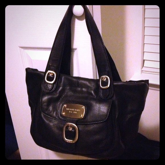 Micheal Kors genuine leather bag