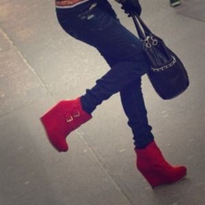 Hot red platform botties