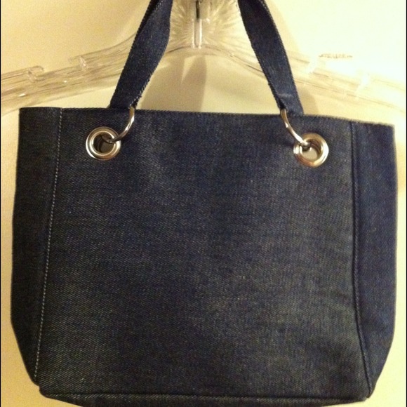 Cute little denim purse.