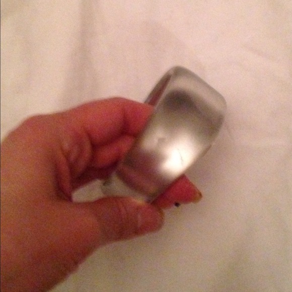 Bangle bracelet - Picture 2 of 2