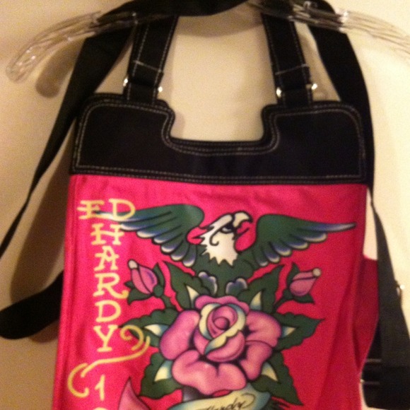 NWOT Ed Hardy bag. - Picture 2 of 4