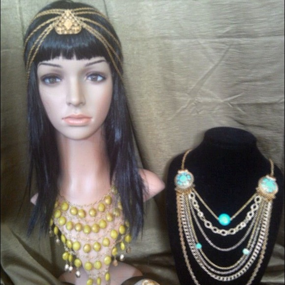 Stunning Handcrafted Head Jewelry - Picture 3 of 4