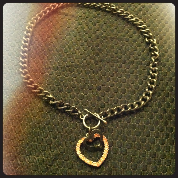 💘Toggle Pink heart choker with black chain💘