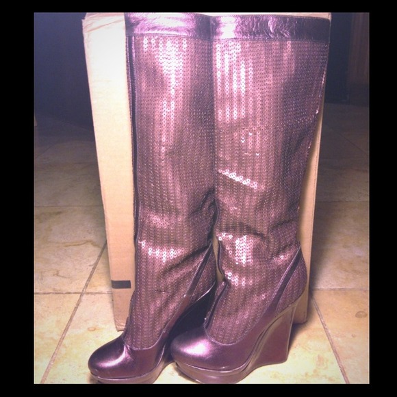 Knee high sequence platform boots - Picture 1 of 4